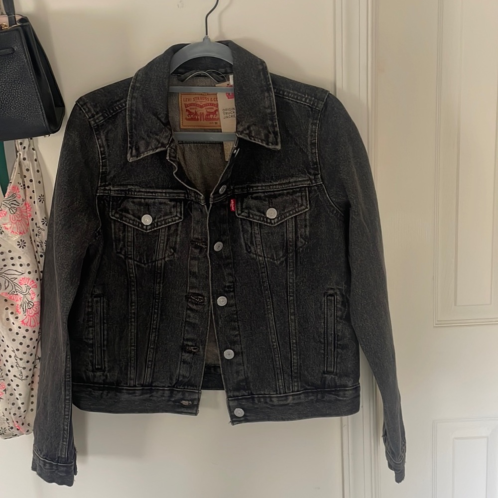 NWT Levi’s Black Denim Jacket